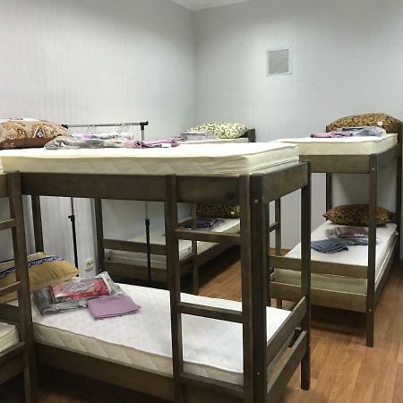 Ararat-Demeevskaya Hostel Киев Экстерьер фото