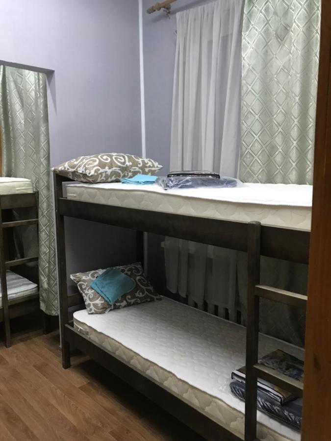 Ararat-Demeevskaya Hostel Киев Экстерьер фото