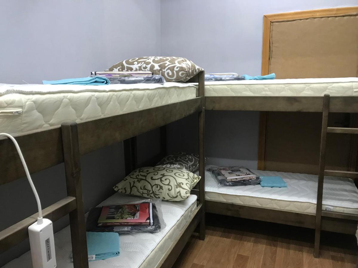Ararat-Demeevskaya Hostel Киев Экстерьер фото