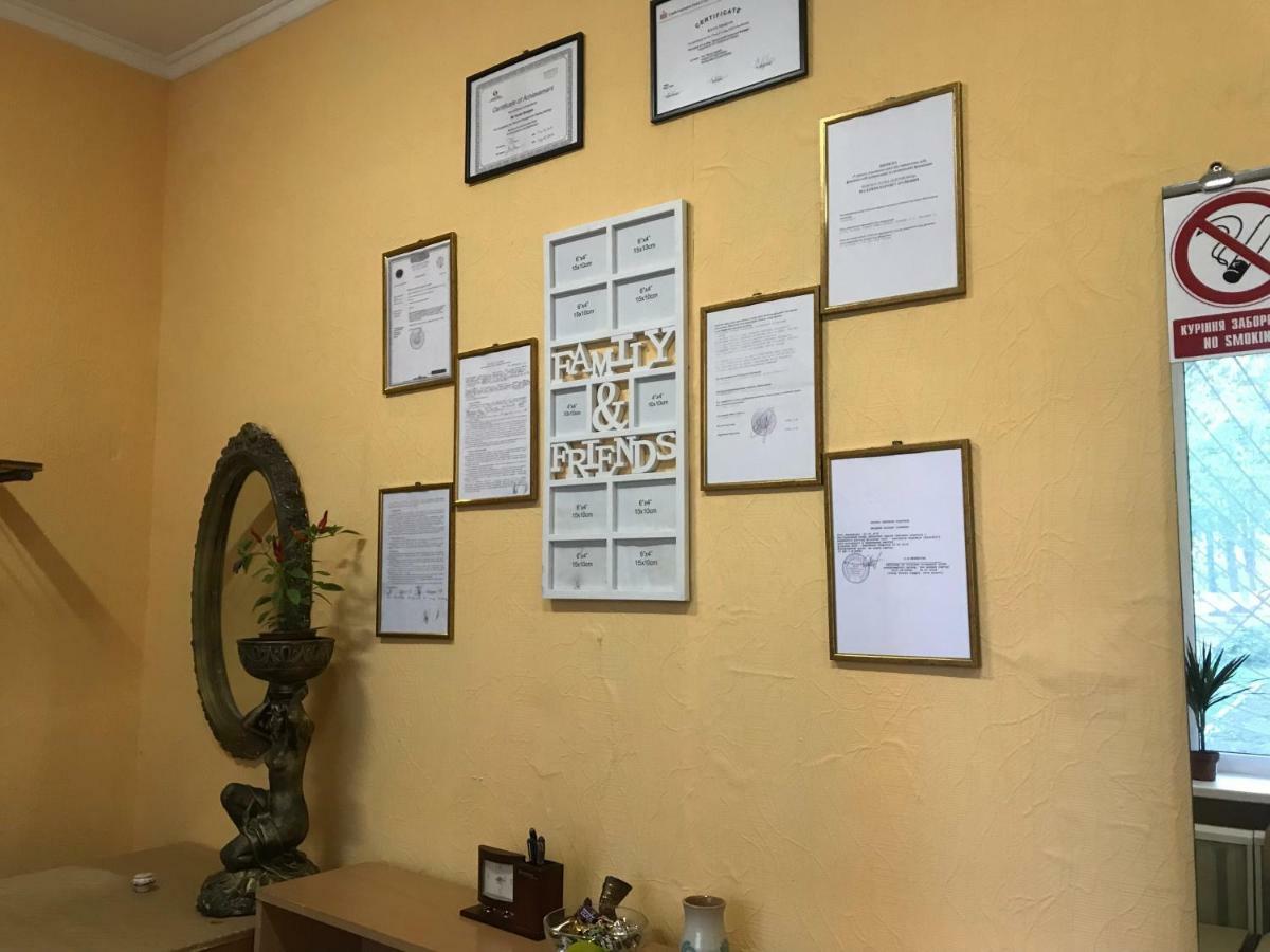 Ararat-Demeevskaya Hostel Киев Экстерьер фото